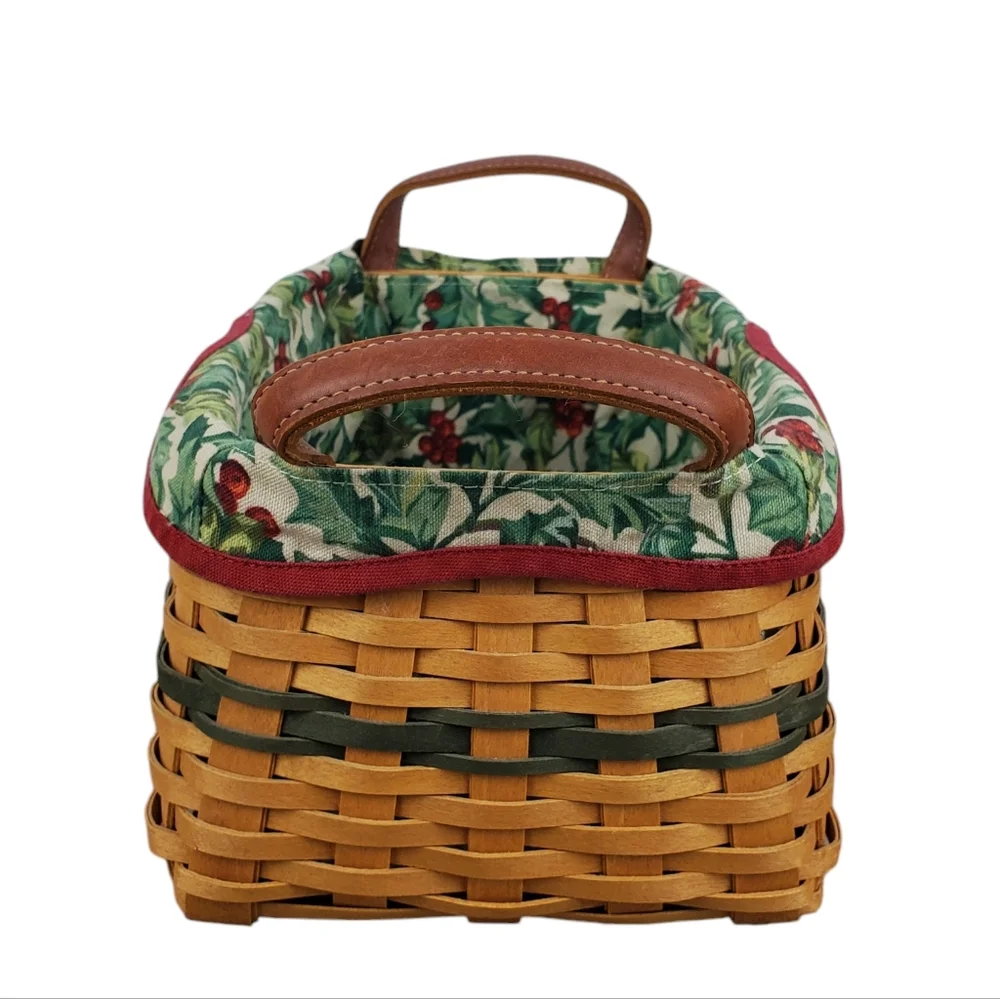 LONGABERGER 2002 Christmas Traditions Basket w/ Liner & Plastic Protector